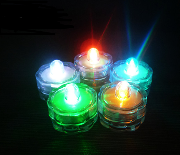 Linterna LED Multicolor Sumergible para Buceo - Image 7