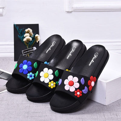 Sandalias y Pantuflas para Casa con Suela Antideslizante y Diseño Floral - Image 4