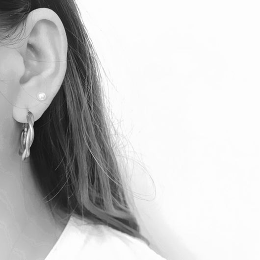 Aretes Nudos Elegantes para Mujer - Image 8