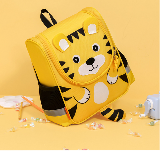 Mochila Escolar Infantil con Diseños Animados - Image 3