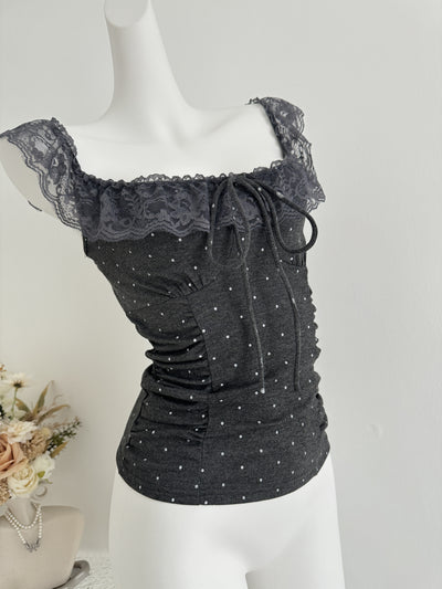 Blusa Crop Ajustada con Volantes, Encaje y Lunares - Manga Casquete - Image 25