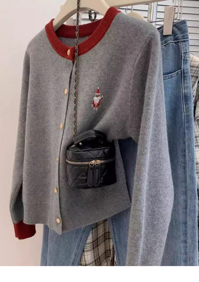 Suéter Base Navideño Rojo en Cashmere Tejido para Invierno - Image 8