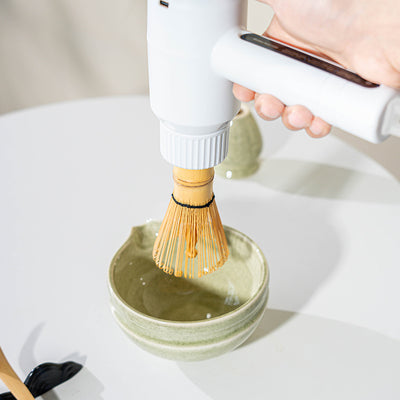 Batidor Eléctrico de Matcha Ajustable con Soporte de Bambú - Image 2
