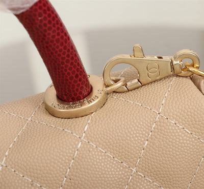 Bolso Bandolera de Cuero Caviar con Patrón de Cadena Diamante - Image 31
