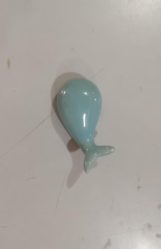 Soporte de Cerámica para Palillos Chinos con Diseño de Ballena - Image 9