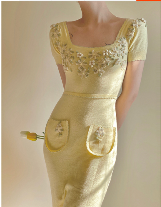 Vestido Cuadrado Manga Media con Bolsillo