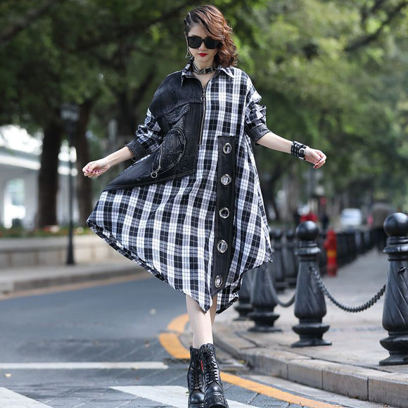 Vestido Midi Denim Holgado con Paneles de Cuadros Contrastantes