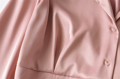 Blusa Ejecutiva con Cintura Anudada y Mangas Globo - Image 9
