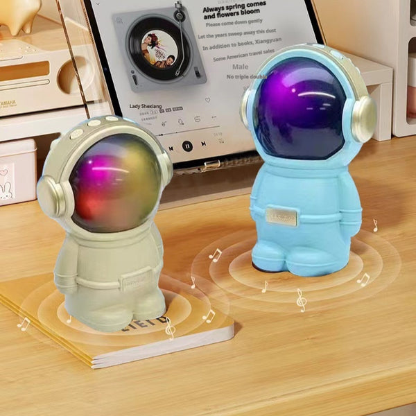 Parlante Portátil Astronauta Mini Estéreo para Hogar y Escritorio