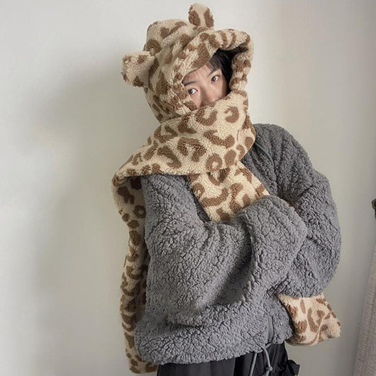 Gorro Cálido con Bufanda Integrada y Protección de Oídos - Image 8
