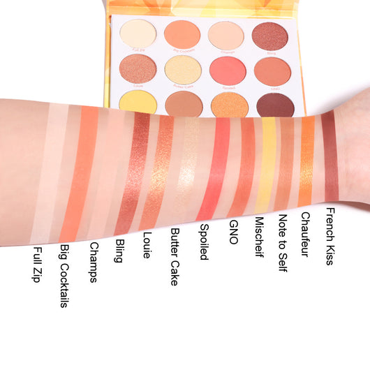 Paleta de Sombras Mate y Metallic Glitter 12 Colores - Image 10