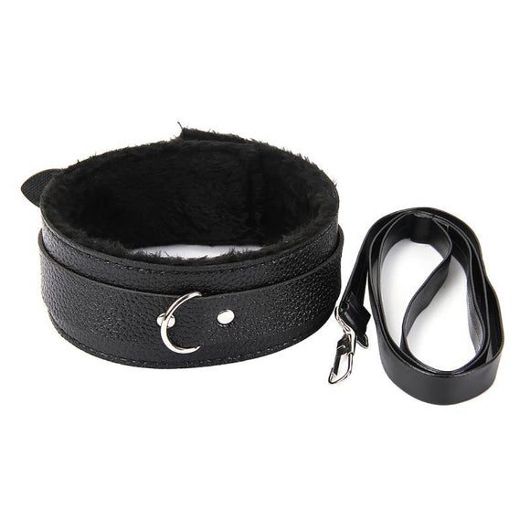 Collar de Cuero Suave Diseño Femenino