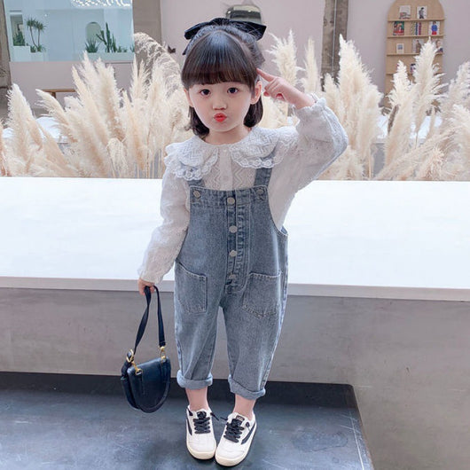 Conjunto Infantil: Overol Denim con Blusa de Encaje - Image 4