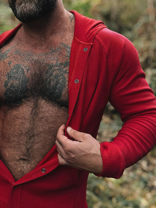 Pijama Enterizo Rojo con Capucha y Botones Frontales - Image 2