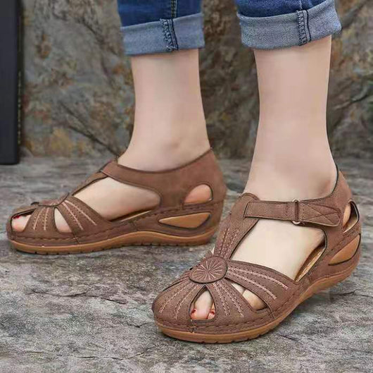 Sandalias Huecas para Mujer con Suela Gruesa y Cierre de Velcro - Image 11