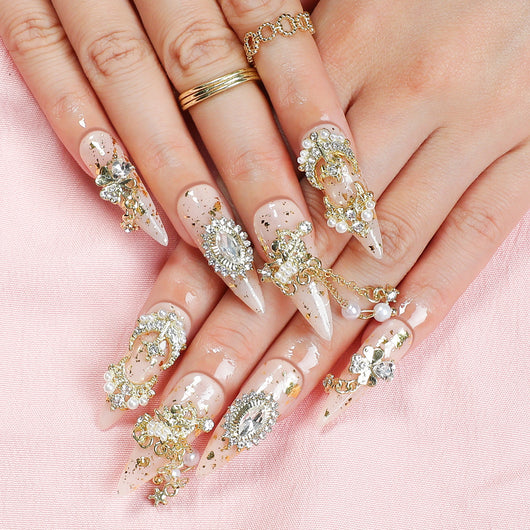Clavo de Perla Dorada Artesanal - Joyería Industrial Premium
