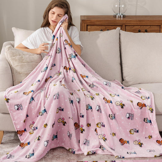 Cobija de felpa Peanuts Velvet Loft Snoopy 140 x 178 cm – Diseño The Flying Ace, oficial y ultra suave - Tekeno