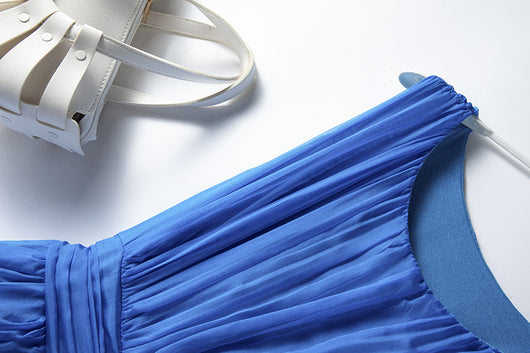 Conjunto Elegante Chaleco y Falda Larga en Seda - Image 17