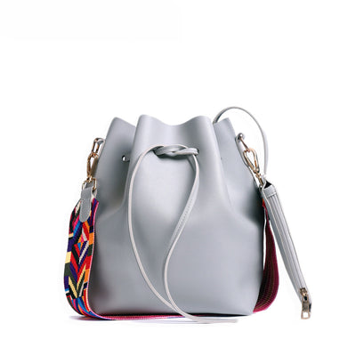 Bolsa Bucket con Cordón de Cinta