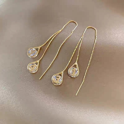 Aretes Colgantes de Circonita con Diseño de Gotas de Agua