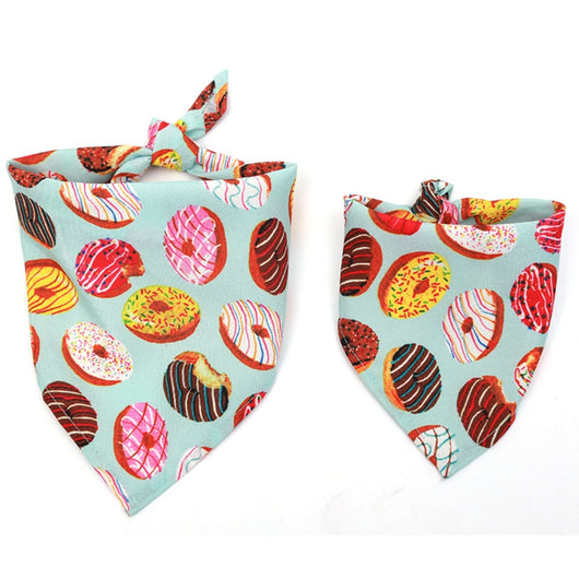 Pañoleta Triangular para Mascotas Diseño Donas Verano - Image 5
