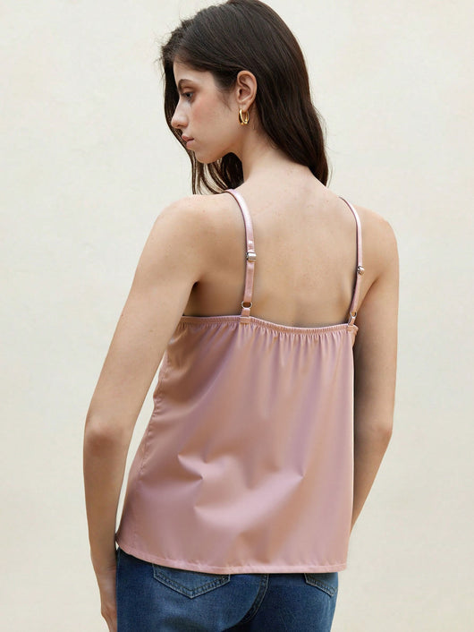 Chaleco Ajustado con Encaje y Diseño Bandeau Atrevido - Image 11