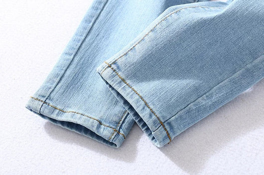 Jeans Clásicos de Talle Alto con Cuatro Botones - Image 5