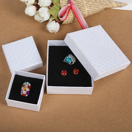 Estuche Multicolor para Joyas - Caja de Presentación Premium para Anillos, Collares y Aretes - Image 2