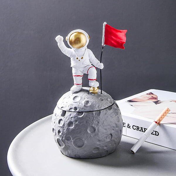 Cenicero Astronauta con Tapa - Diseño Creativo y Anti-humo