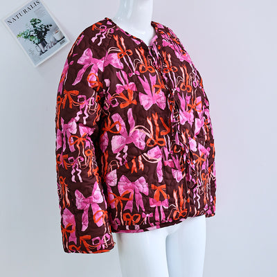Chaqueta con Lazo Estampado, Cuello Redondo y Cordones Reversible - Image 12