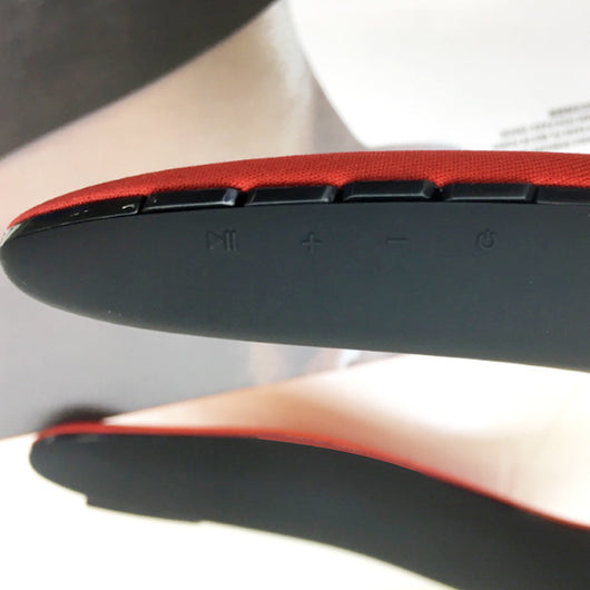 Parlante Inalámbrico 5D Estéreo Portátil con Bluetooth - Image 2