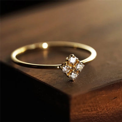 Anillos de Corazón Bajo el Cielo Nocturno - Image 9