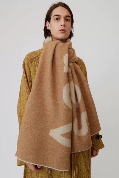 Bufanda de Lana Nórdica Tejida con Logo Designer para Otoño e Invierno - Image 8
