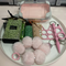 Set de 9 Llaveros de Peluche Suave Verde y Rosa