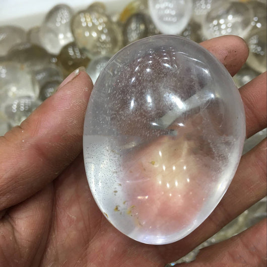 Adorno Ovalado de Cristal Blanco Natural con Asa