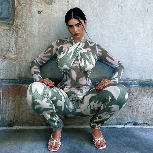 Jumpsuit Estampado para Mujer con Cuello Halter y Fruncido - Image 16