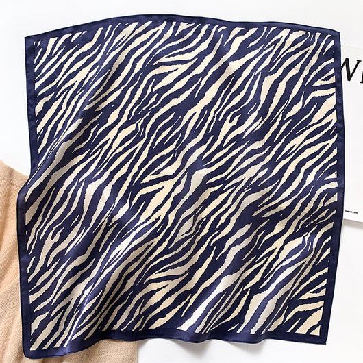 Pañuelo de Seda Cuadrado para Primavera y Otoño - Image 14