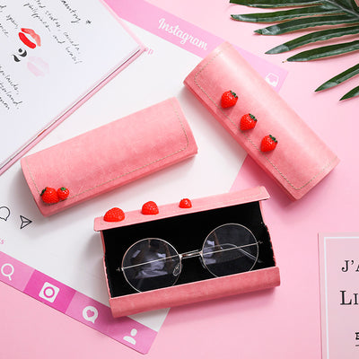 Estuche para Gafas Diseño Niña Fresa