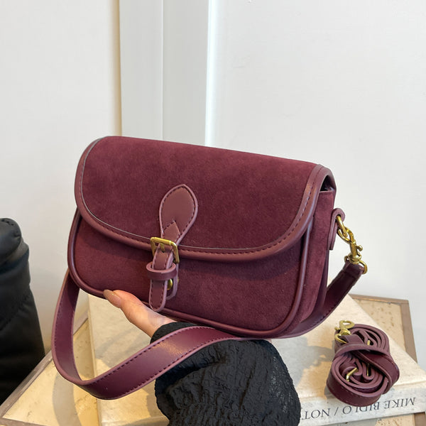 Bolso Mensajero de Cuero Mate con Cierre Magnético - Image 6