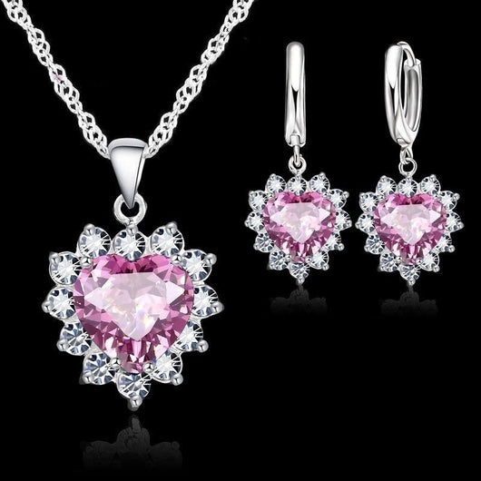 Conjunto de Aretes y Collar en Forma de Corazón - Image 6