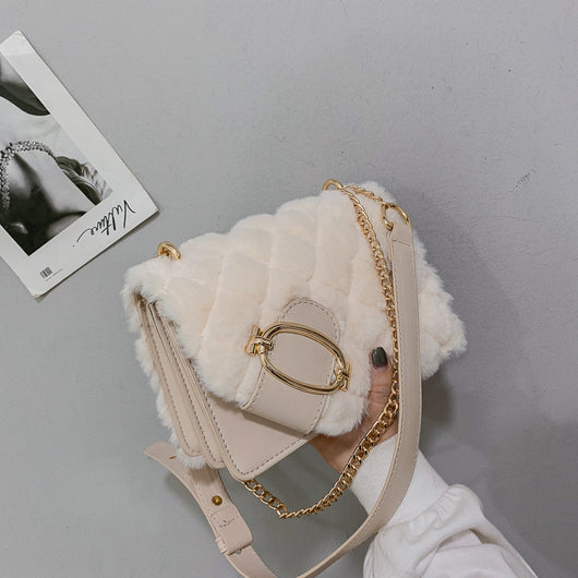 Bolso Mensajero Acolchado de Lujo para Mujer con Cadena Dorada - Image 3