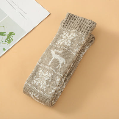 Calcetines Navideños Largos para Mujer - Tejido de Algodón y Lana con Diseño de Venado - Image 10