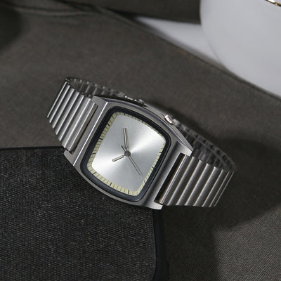 Reloj de Pulsera Minimalista Cuadrado sin Logo - Diseño Versátil - Image 26