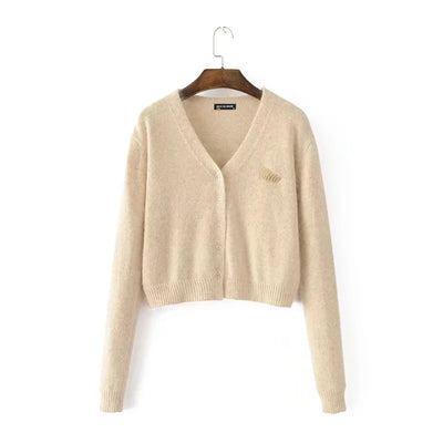 Cardigan de Punto con Bordado de Letras y Botones Peluche - Estilo Europeo Moderno - Image 5
