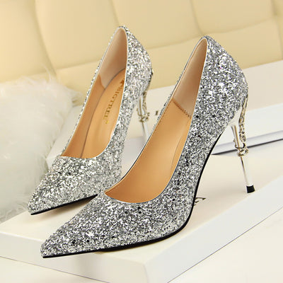 Tacones altos puntiagudos con lentejuelas - Image 13