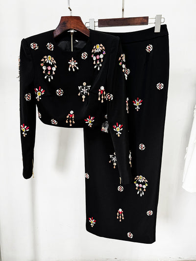 Conjunto Dos Piezas: Top Corto con Incrustaciones de Diamantes y Falda Larga - Image 19
