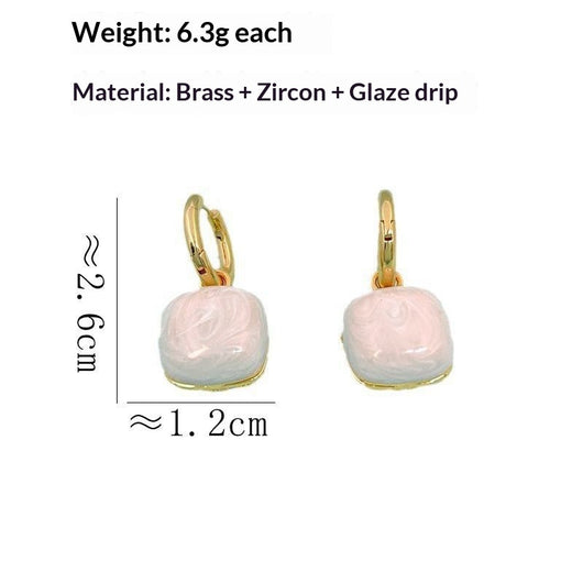 Aretes Colgantes con Circonita Micro Incrustada y Detalles Esmaltados - Image 9