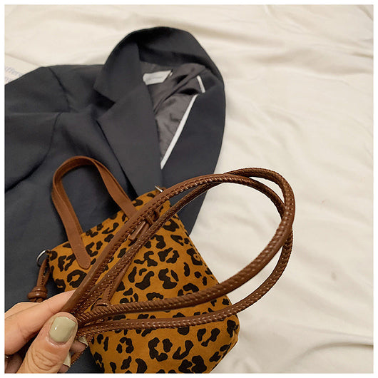 Bolsa Crossbody Retro Leopardo Otoño Invierno - Bandolera Ante Versátil para Teléfono - Image 32