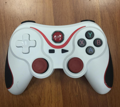 White and red wireless Bluetooth game controller with a black cellphone clip for Android mobile gaming. - Image 8