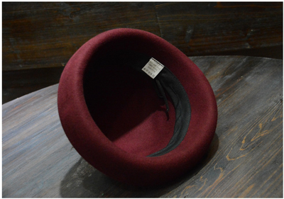 Gorro de Lana para Mujer con Borde Enrollado - Diseño Elegante y Versátil - Image 9